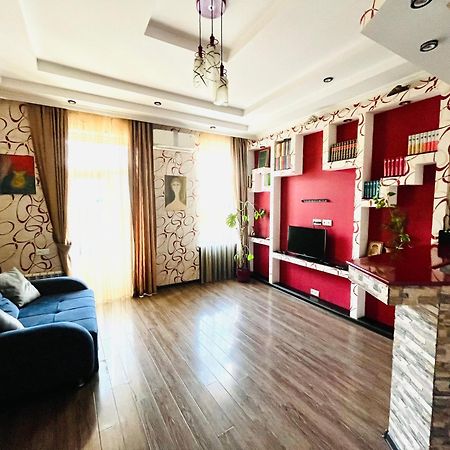 Jeji'S Apartment Τυφλίδα Εξωτερικό φωτογραφία